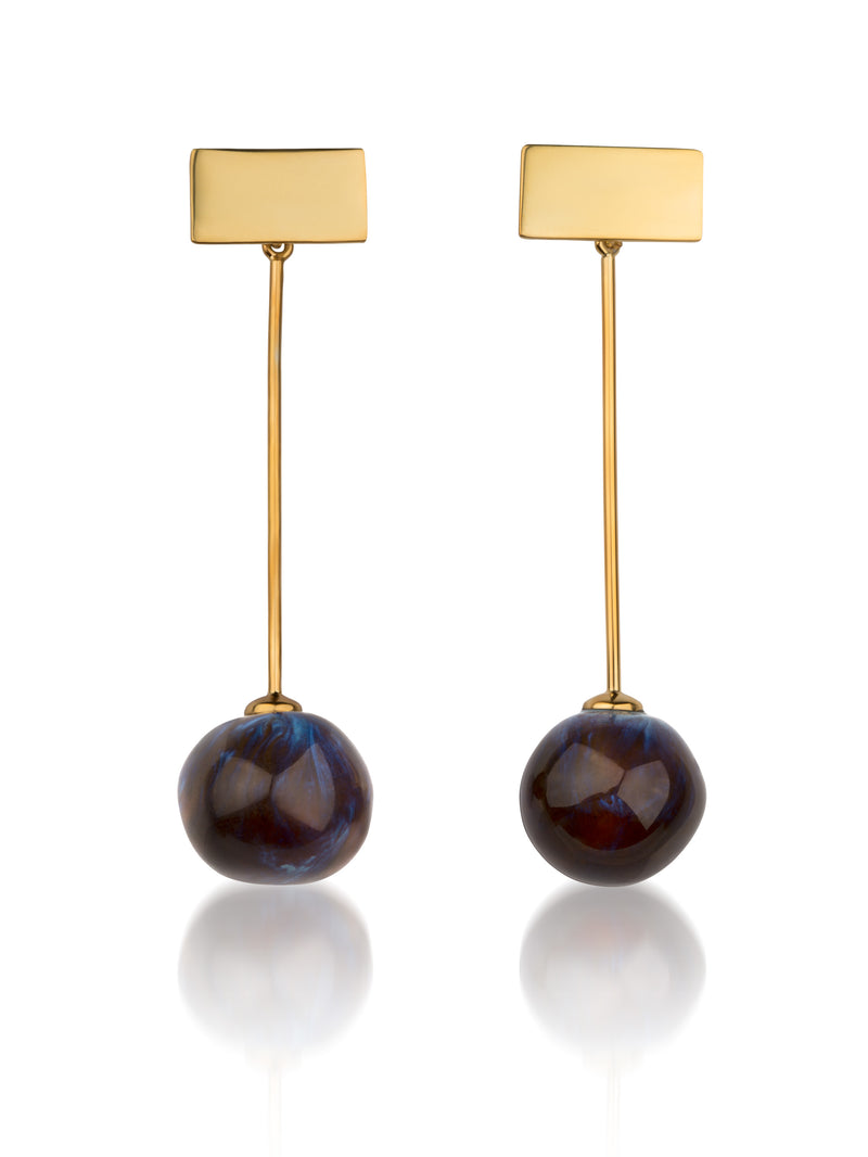 Plate earrings with hanging balls